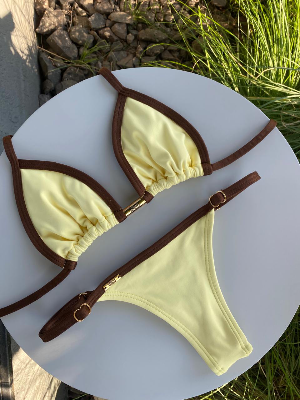 BIQUÍNI ANITTA AMARELO MANTEIGA/ MARROM