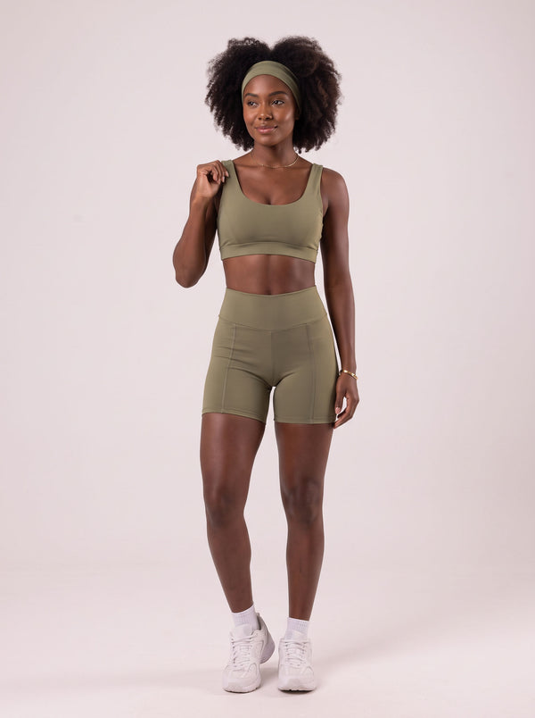 SHORT CELINA VERDE MUSGO