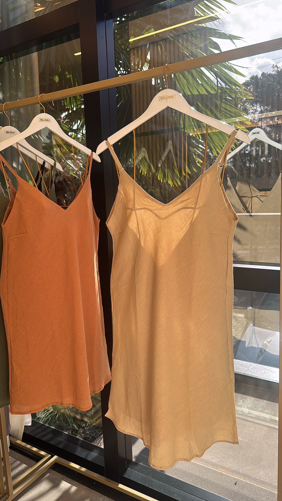 VESTIDO SANTORINI CURTO MOCCA