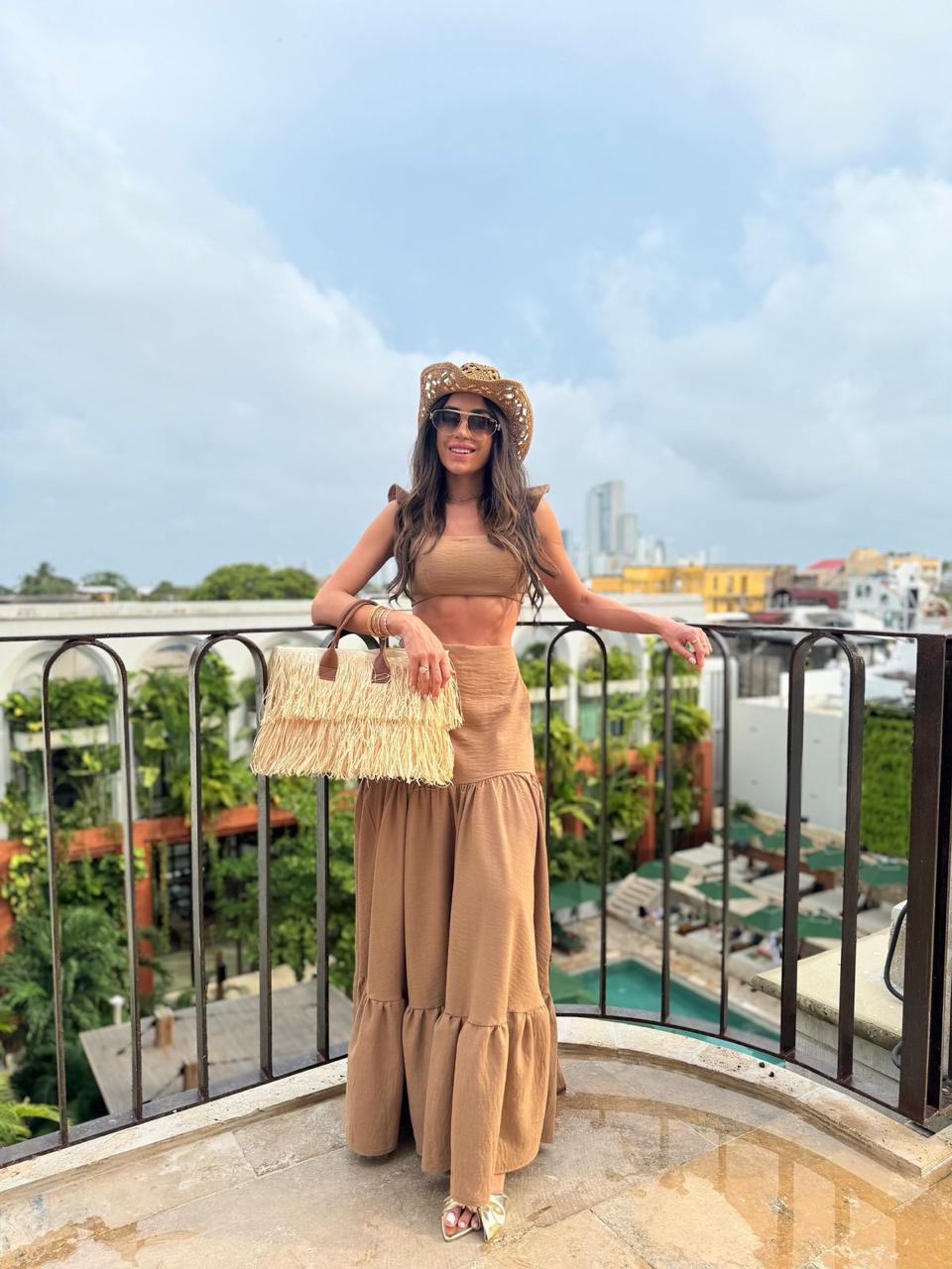 CONJUNTO ÉTEKA CARAMELO