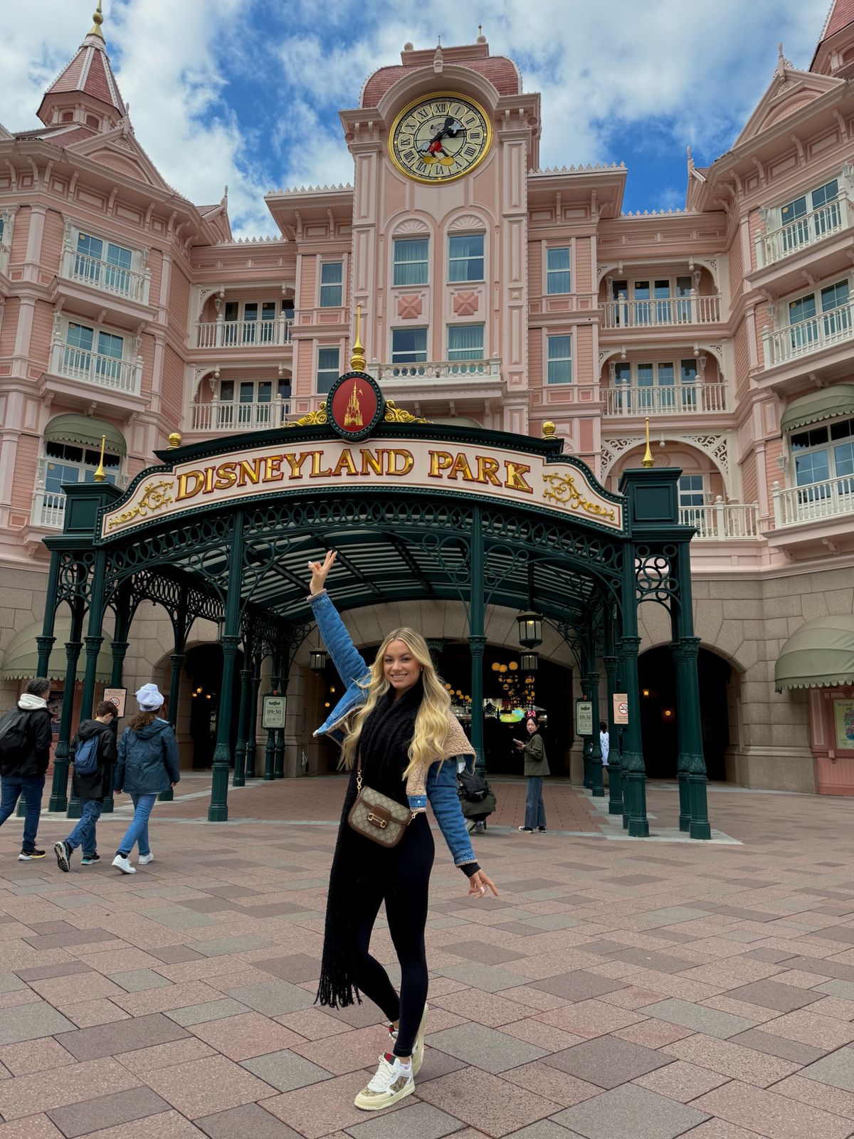 MACACÃO RENATA POLIAMIDA PRETO