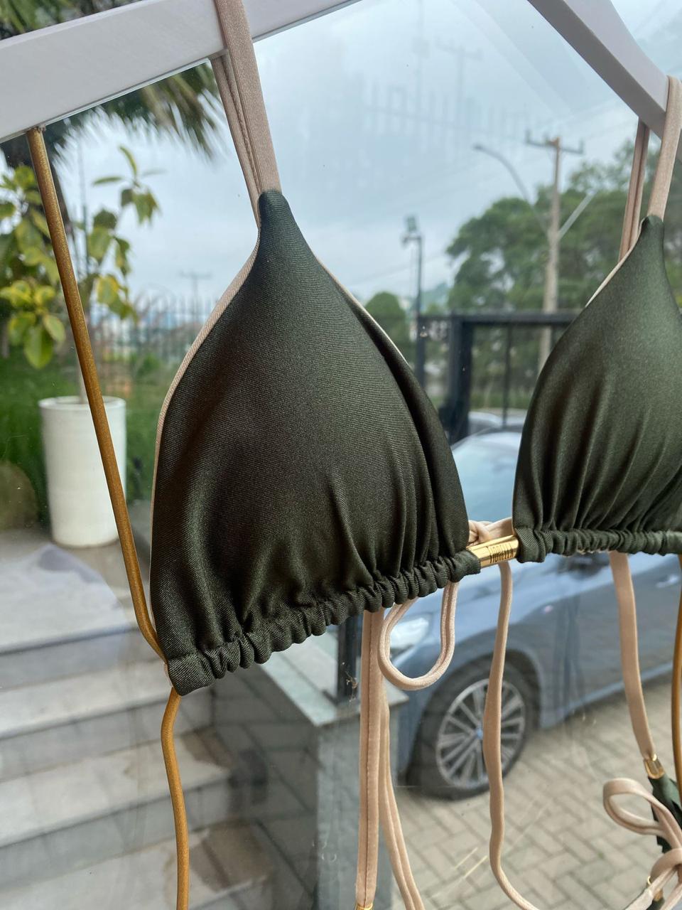 BIQUÍNI ELLOAH GLOW VERDE MUSGO / DOURADO