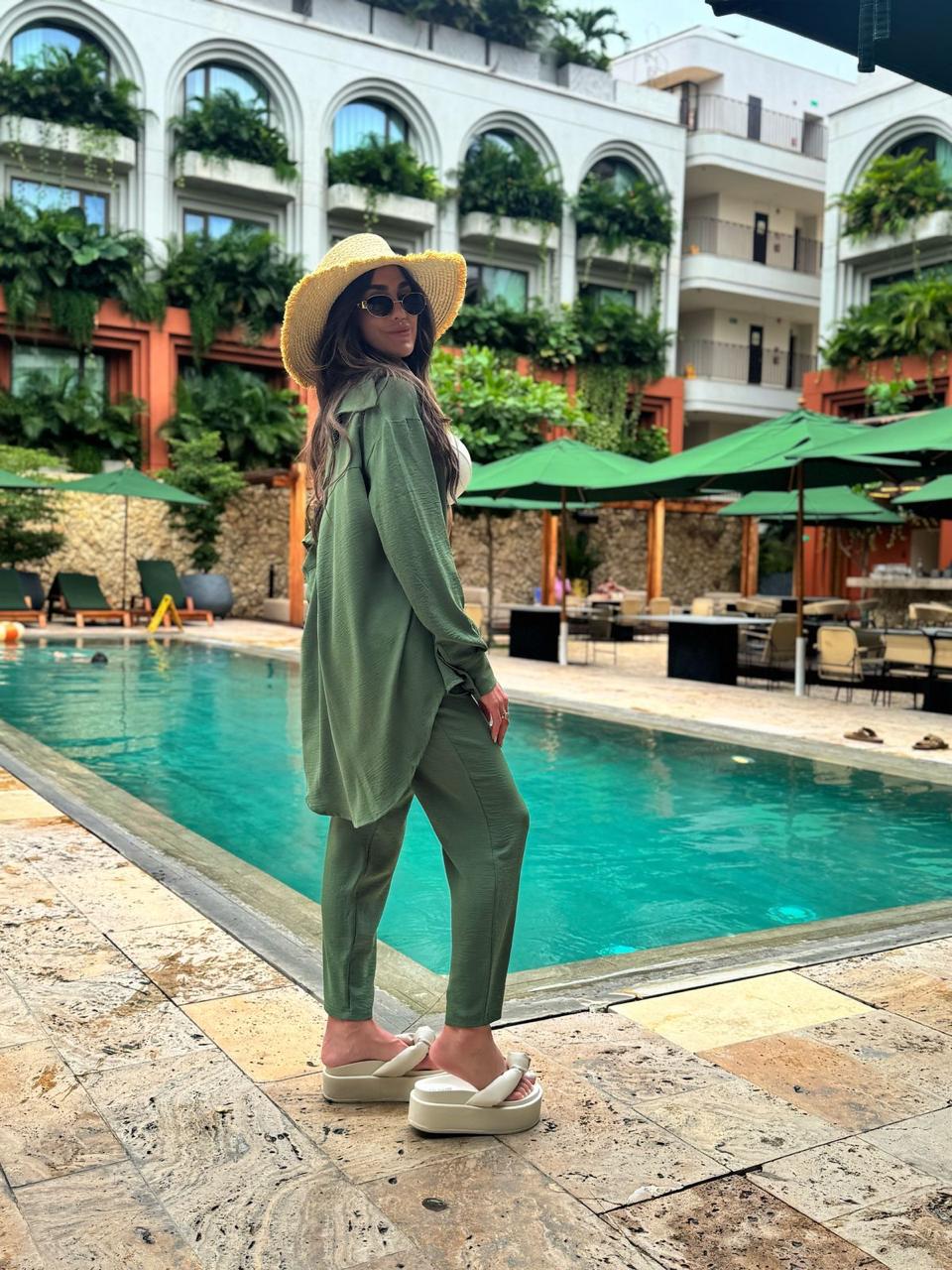 CALÇA FLORENZA VERDE OLIVA