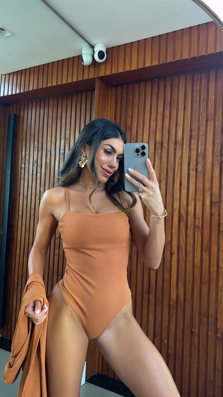 BODY CORALINA CANELADO CARAMELO