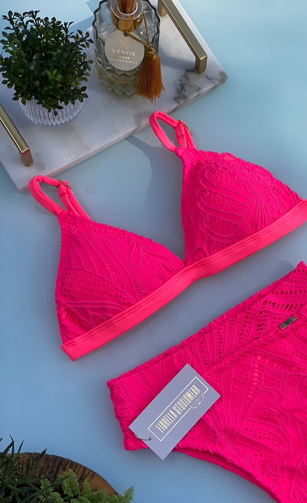 BIQUÍNI SANTIN RENDA ROSA NEON